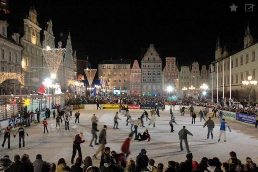 Rynek Pod Fredra Lägenhet Wrocław Exteriör bild